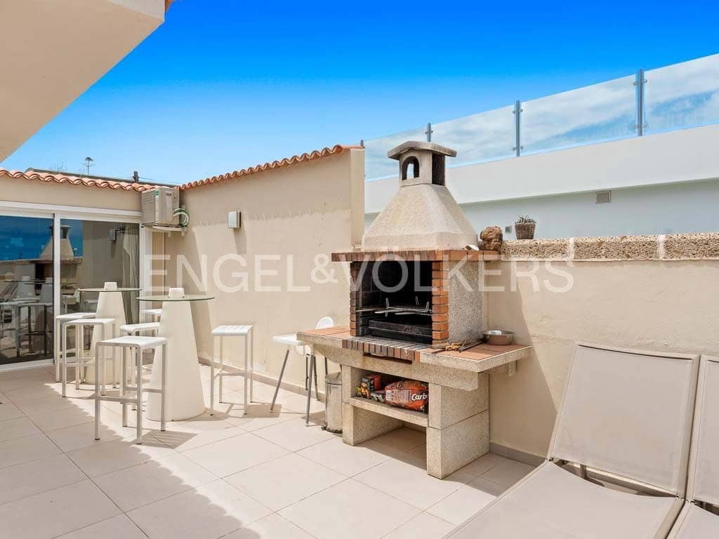Chalet de 6 habitaciones en Palm-Mar en venta con piscina garaje - 1.290.000 € (Ref: 9249228)