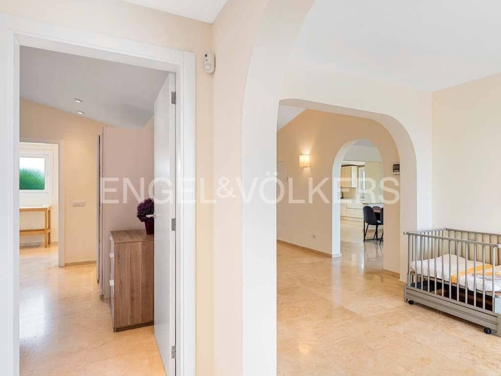 Chalet de 6 habitaciones en Palm-Mar en venta con piscina garaje - 1.290.000 € (Ref: 9249228)