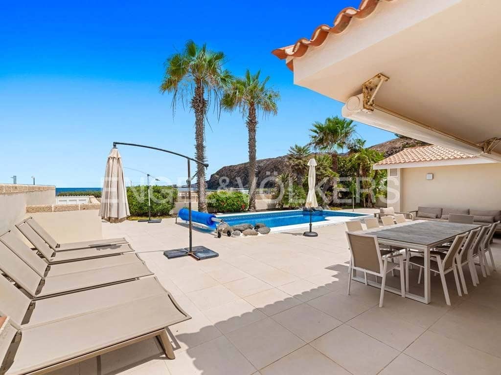 Chalet de 6 habitaciones en Palm-Mar en venta con piscina garaje - 1.290.000 € (Ref: 9249228)