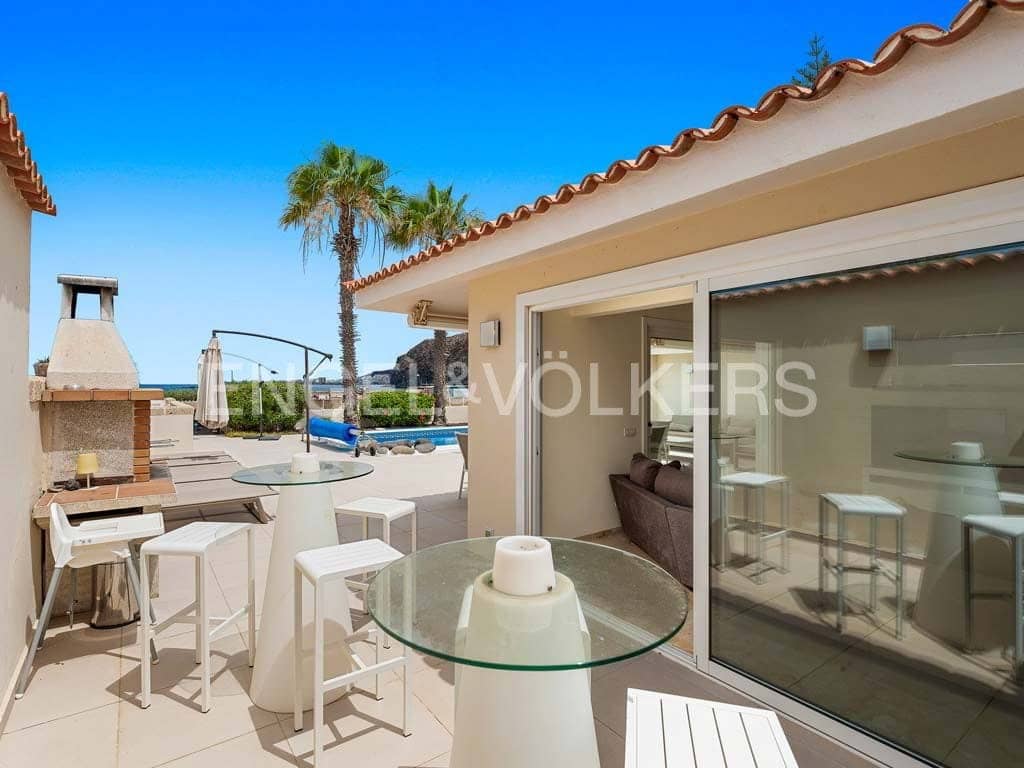 Chalet de 6 habitaciones en Palm-Mar en venta con piscina garaje - 1.290.000 € (Ref: 9249228)