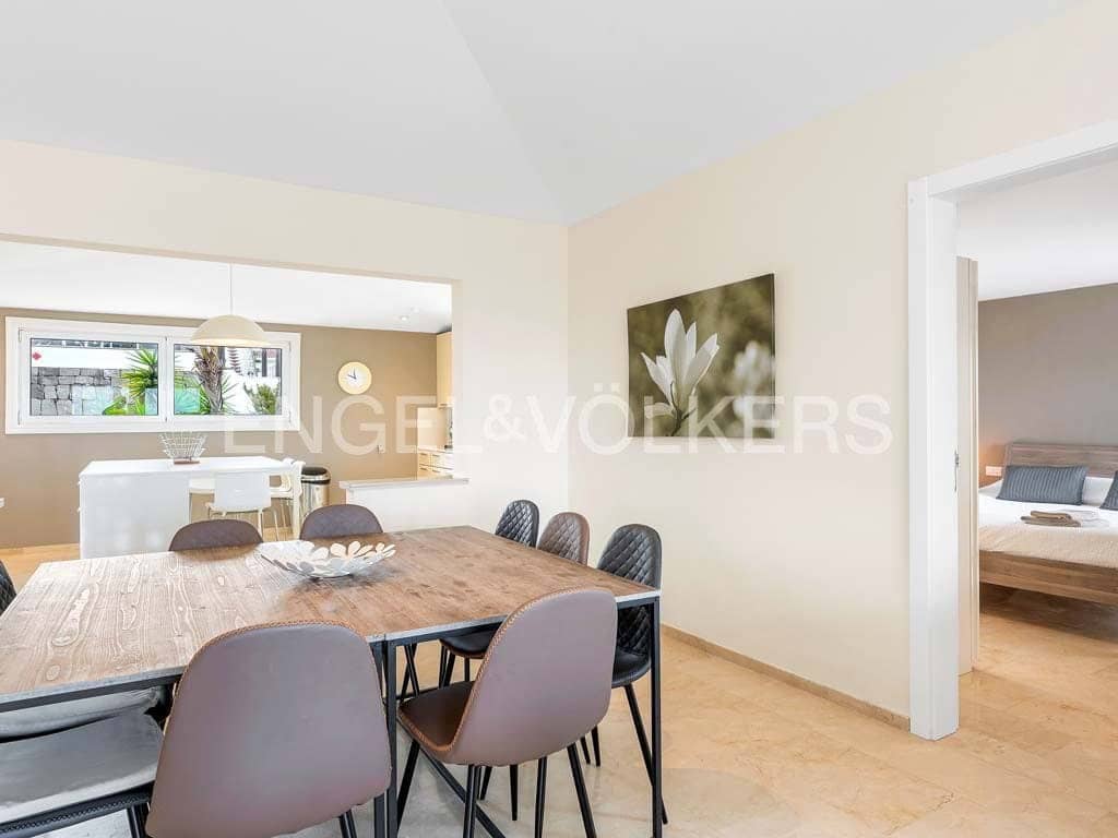 Chalet de 6 habitaciones en Palm-Mar en venta con piscina garaje - 1.290.000 € (Ref: 9249228)