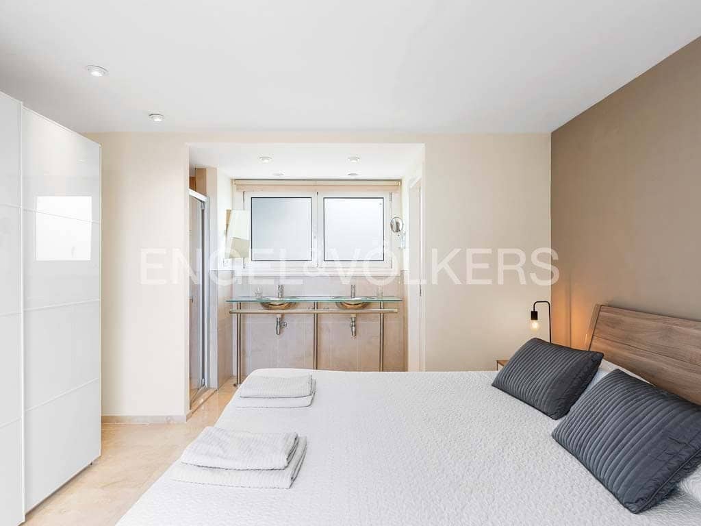 Chalet de 6 habitaciones en Palm-Mar en venta con piscina garaje - 1.290.000 € (Ref: 9249228)