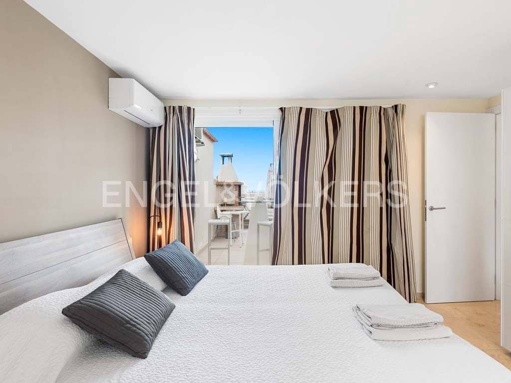 Chalet de 6 habitaciones en Palm-Mar en venta con piscina garaje - 1.290.000 € (Ref: 9249228)