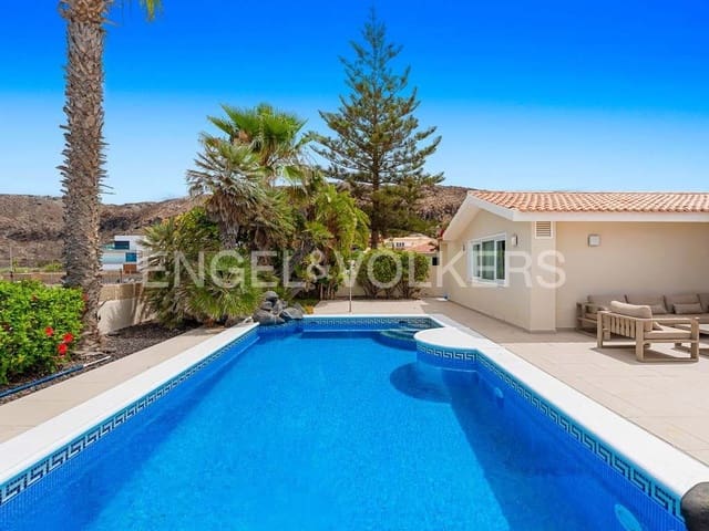 Chalet de 6 habitaciones en Palm-Mar, Arona en venta con piscina garaje - 1.290.000 € (Ref: 9249228)