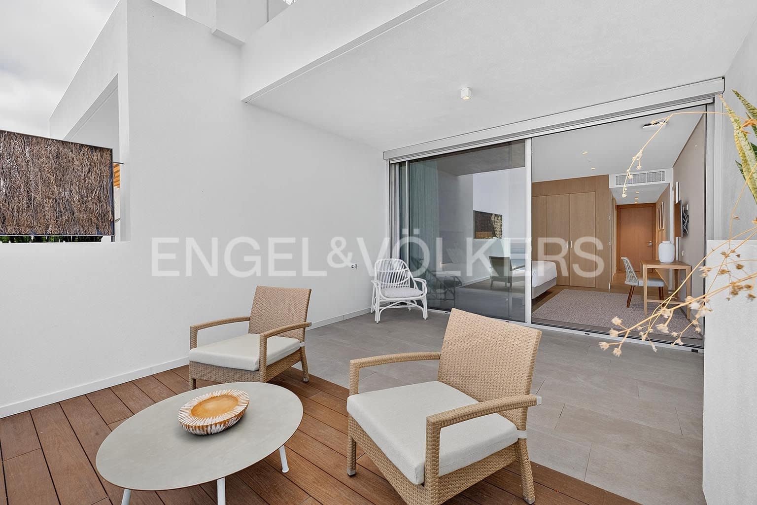 3 bedroom Apartment for sale in Guia de Isora with pool garage - € 1,949,000 (Ref: 9263350)