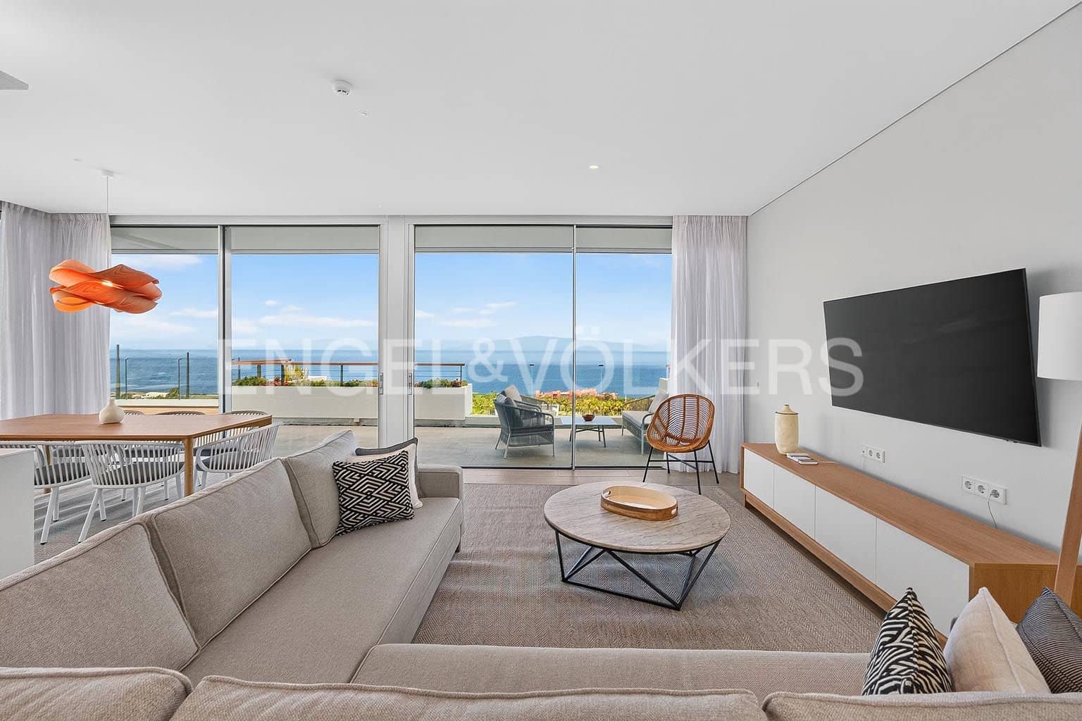 3 bedroom Apartment for sale in Guia de Isora with pool garage - € 1,949,000 (Ref: 9263350)