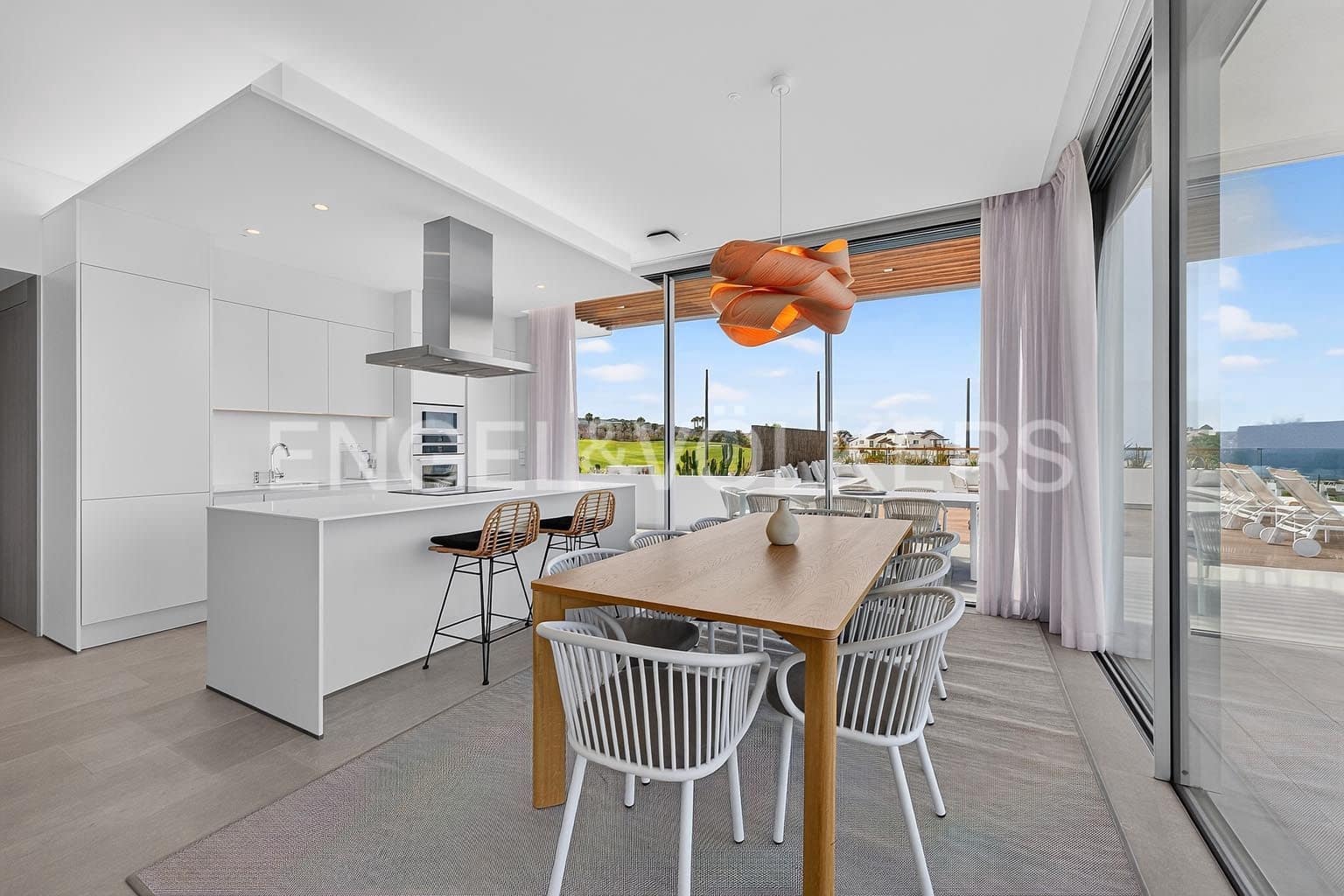 3 bedroom Apartment for sale in Guia de Isora with pool garage - € 1,949,000 (Ref: 9263350)