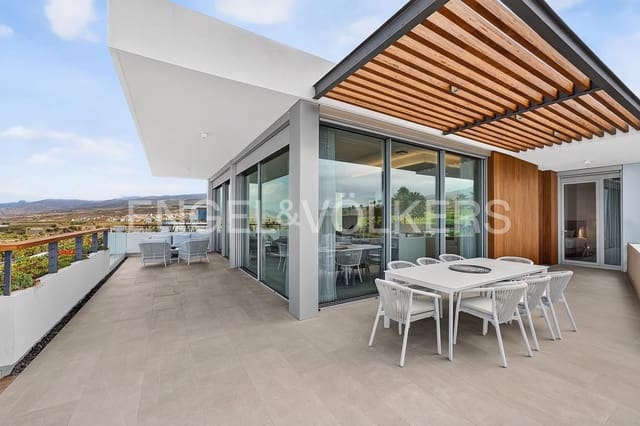 3 chambre Appartement à vendre à Guía de Isora avec piscine garage - 1 949 000 € (Ref: 9263350)