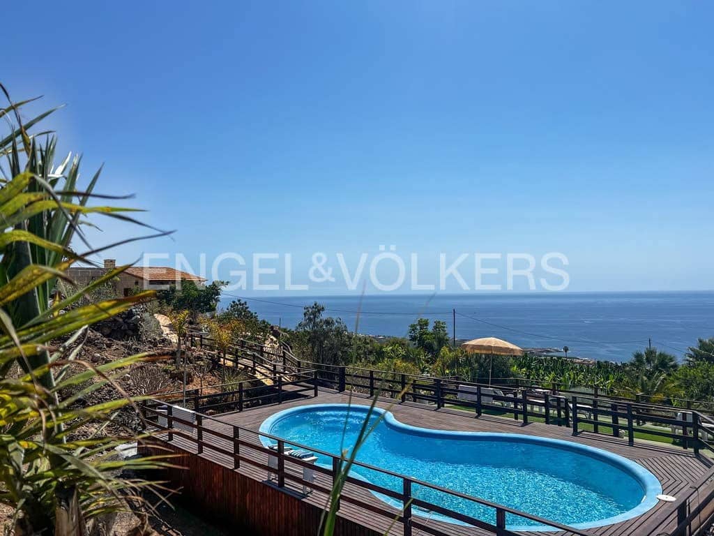 7 sypialnia Willa na sprzedaż w Guia de Isora z basenem - 975 000 € (Ref: 9282613)