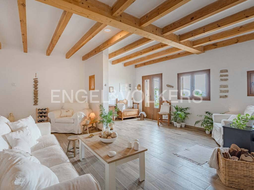 7 sypialnia Willa na sprzedaż w Guia de Isora z basenem - 975 000 € (Ref: 9282613)