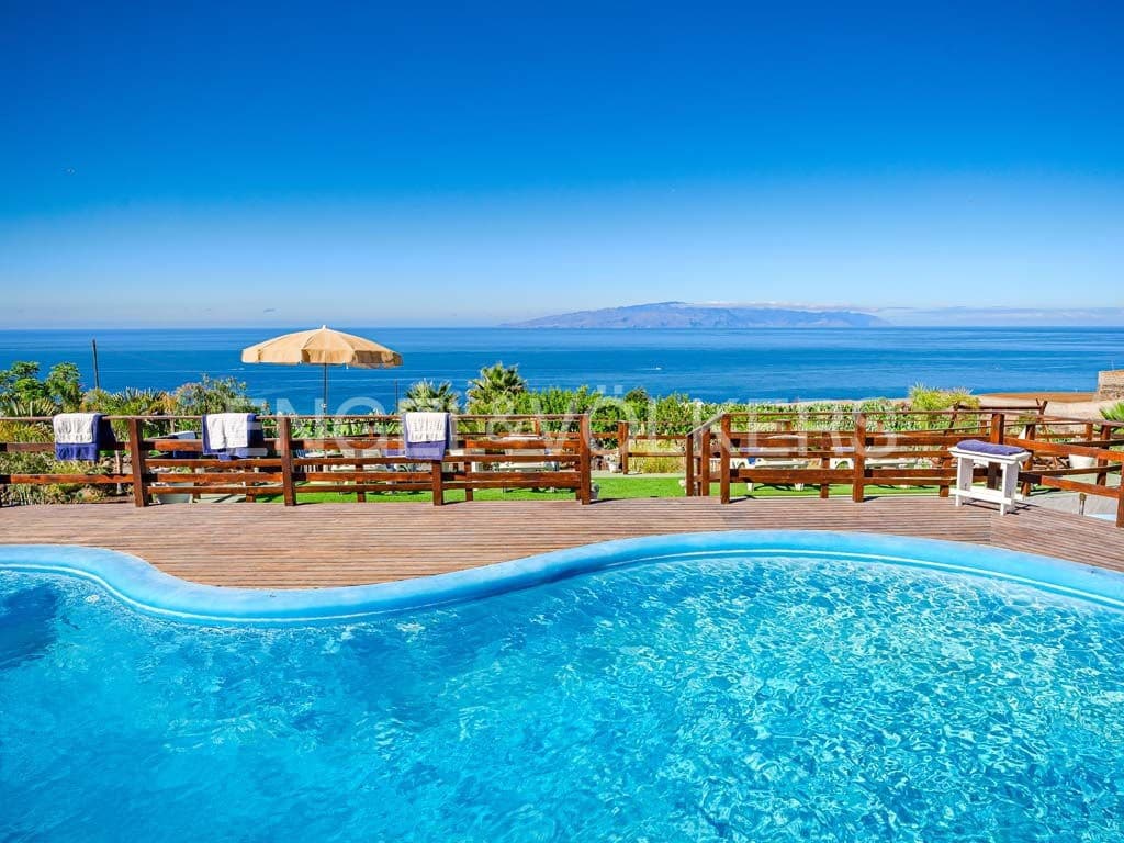 7 sypialnia Willa na sprzedaż w Guia de Isora z basenem - 975 000 € (Ref: 9282613)