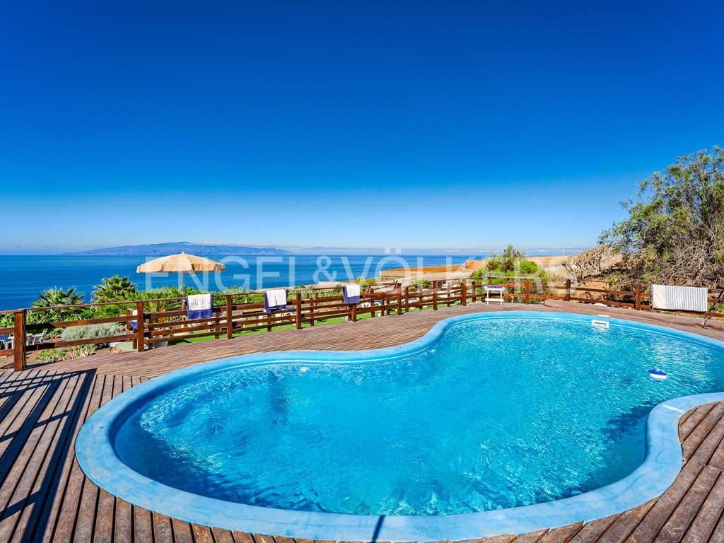 7 sypialnia Willa na sprzedaż w Guia de Isora z basenem - 975 000 € (Ref: 9282613)