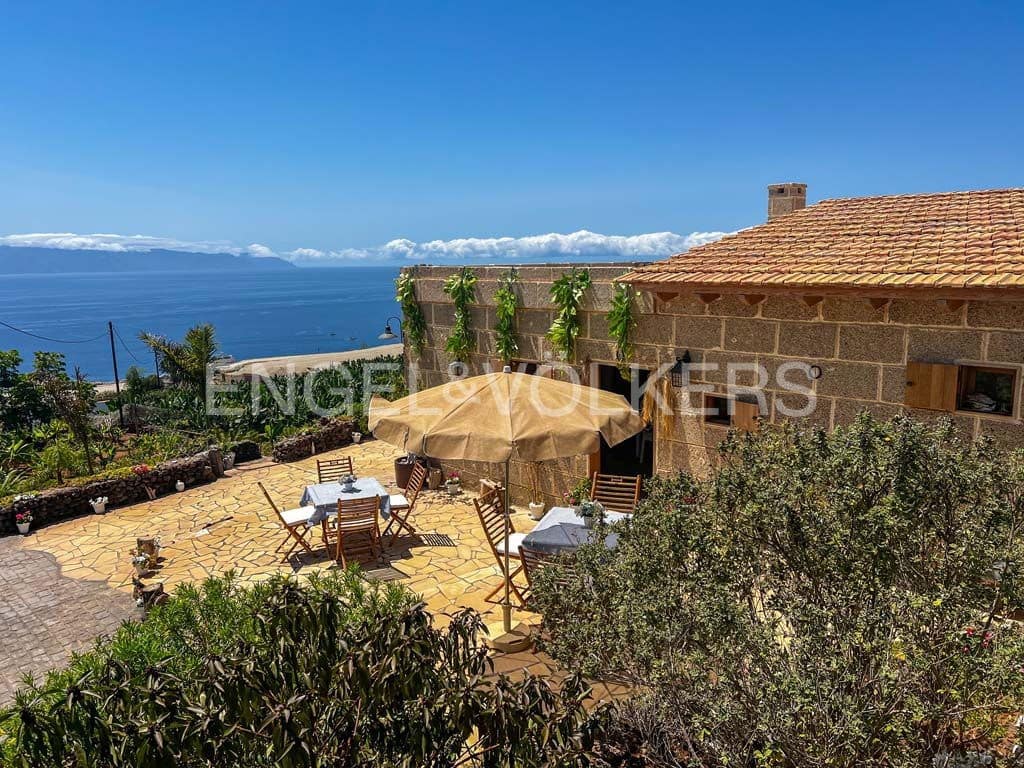 7 sypialnia Willa na sprzedaż w Guia de Isora z basenem - 975 000 € (Ref: 9282613)