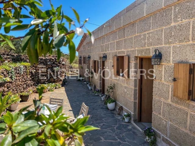 7 soveværelse Villa til salg i Guía de Isora med swimmingpool - € 975.000 (Ref: 9282613)