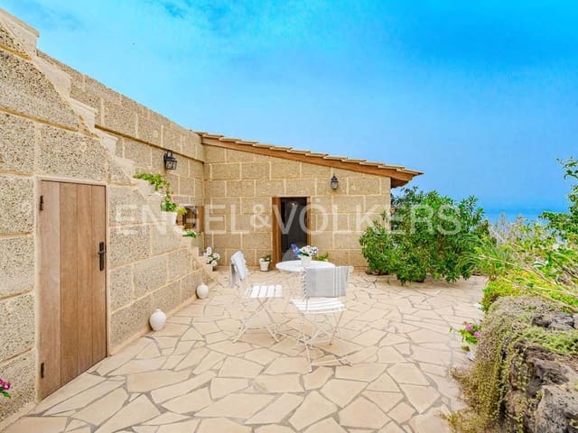 7 soveværelse Villa til salg i Guía de Isora med swimmingpool - € 975.000 (Ref: 9282613)