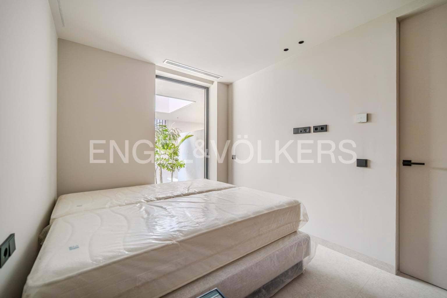 2 soveværelse Lejlighed til salg i Callao Salvaje - € 1.190.000 (Ref: 9288417)