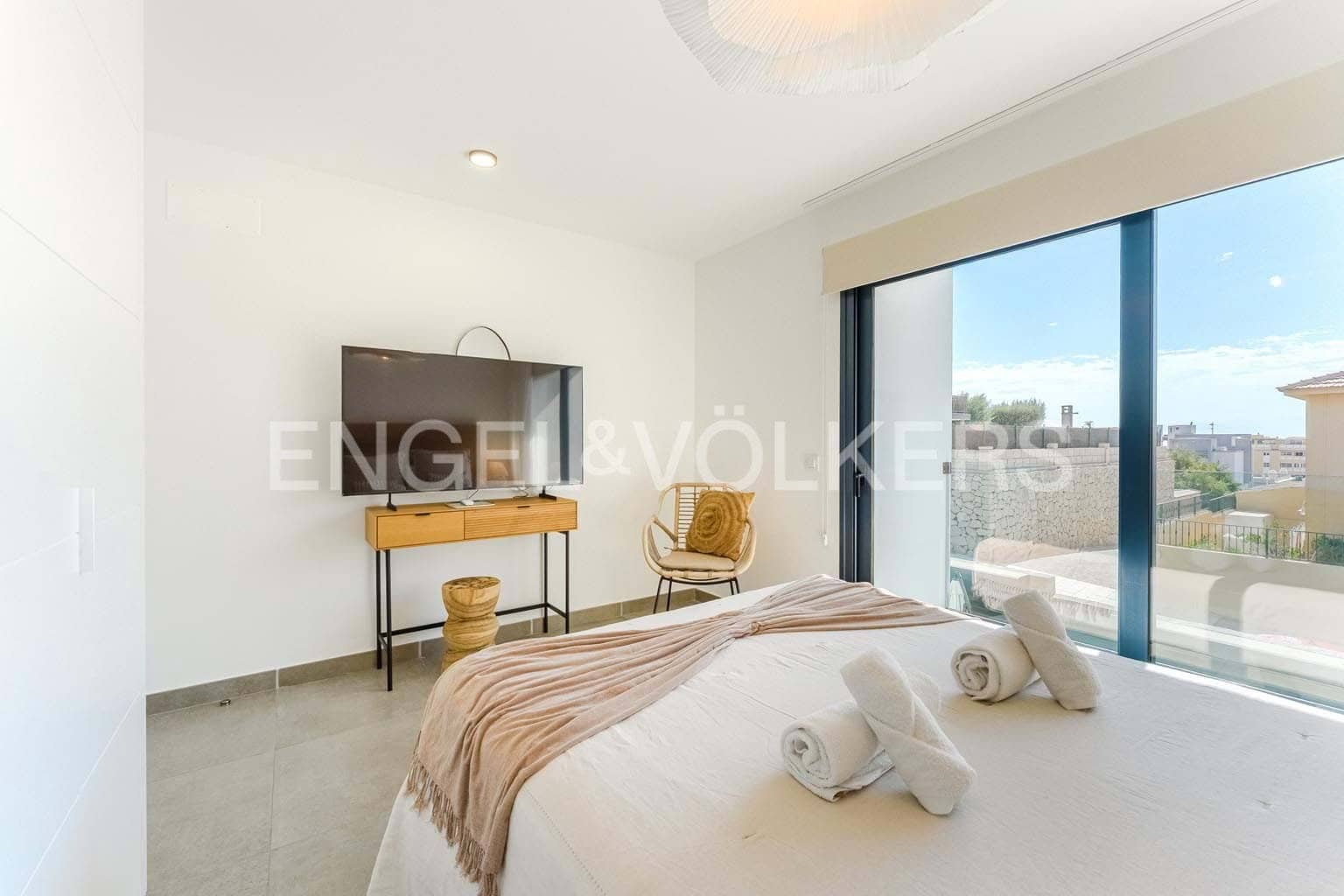 3 soverom Villa til salgs i El Medano med svømmebasseng - € 550 000 (Ref: 9288418)