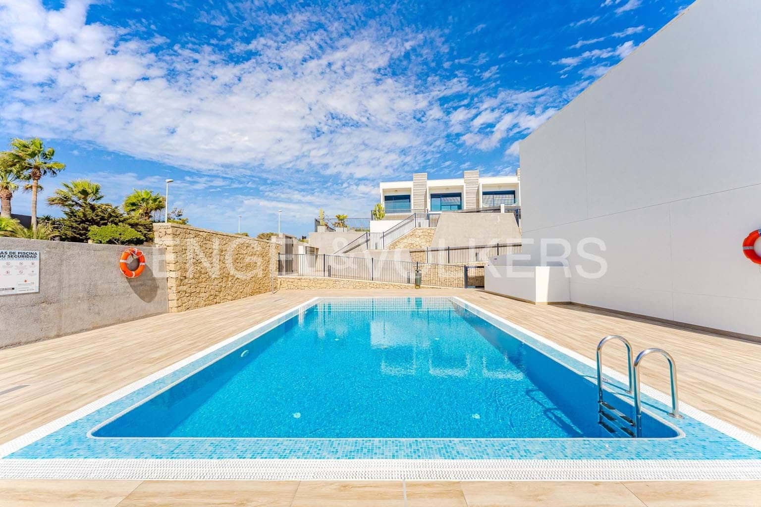 3 soverom Villa til salgs i El Medano med svømmebasseng - € 550 000 (Ref: 9288418)