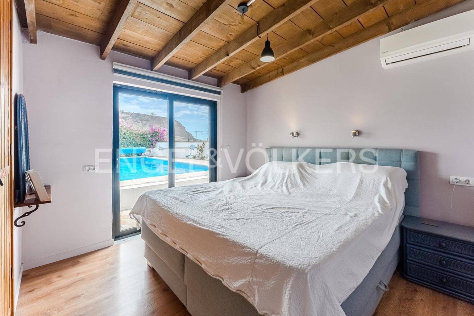 3 quarto Moradia para venda em Granadilla de Abona com piscina - 389 000 € (Ref: 9301540)