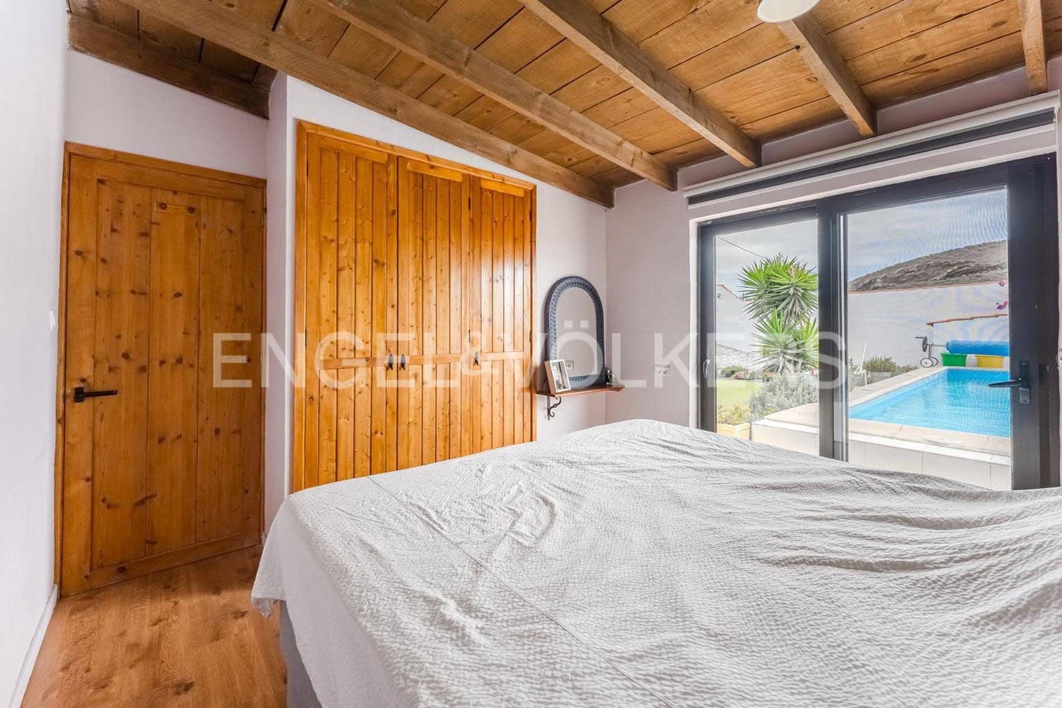 3 quarto Moradia para venda em Granadilla de Abona com piscina - 389 000 € (Ref: 9301540)