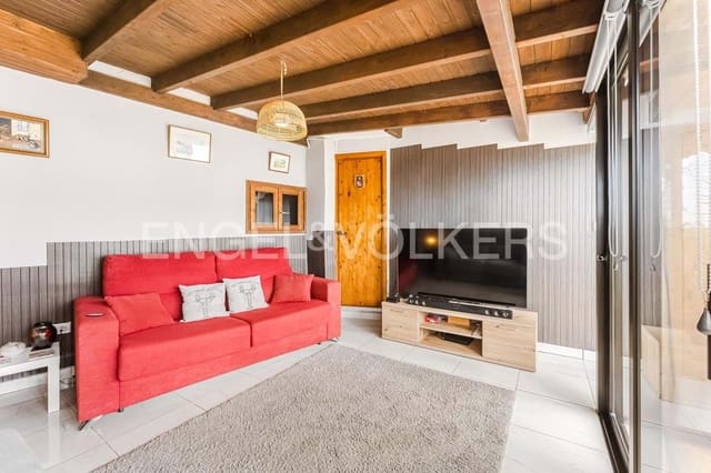 Chalet de 3 habitaciones en Granadilla de Abona en venta con piscina - 389.000 € (Ref: 9301540)