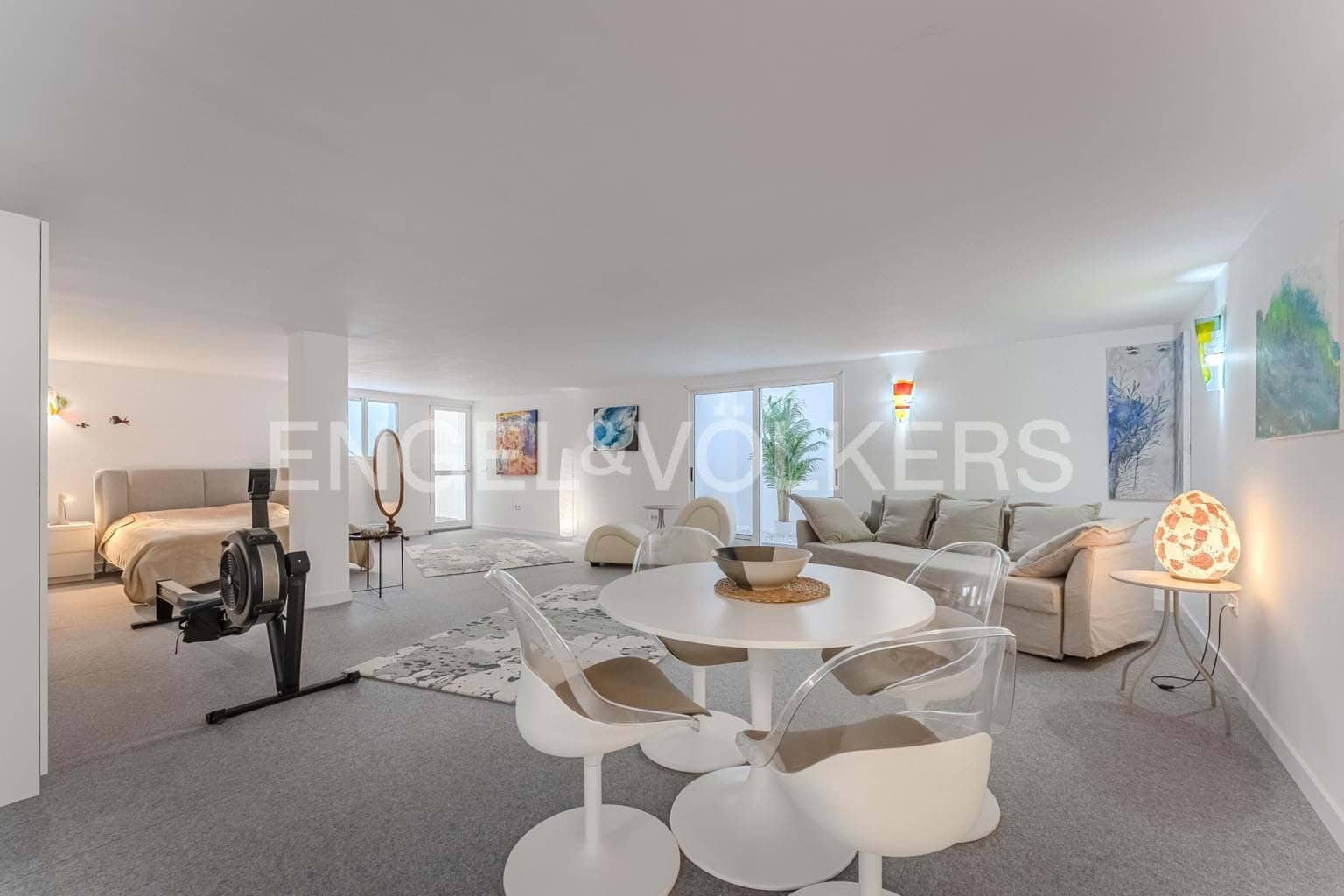 4 soveværelse Villa til salg i La Caleta - € 1.880.000 (Ref: 9301541)