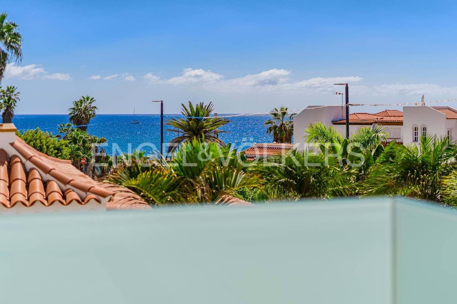 4 soveværelse Villa til salg i La Caleta - € 1.880.000 (Ref: 9301541)