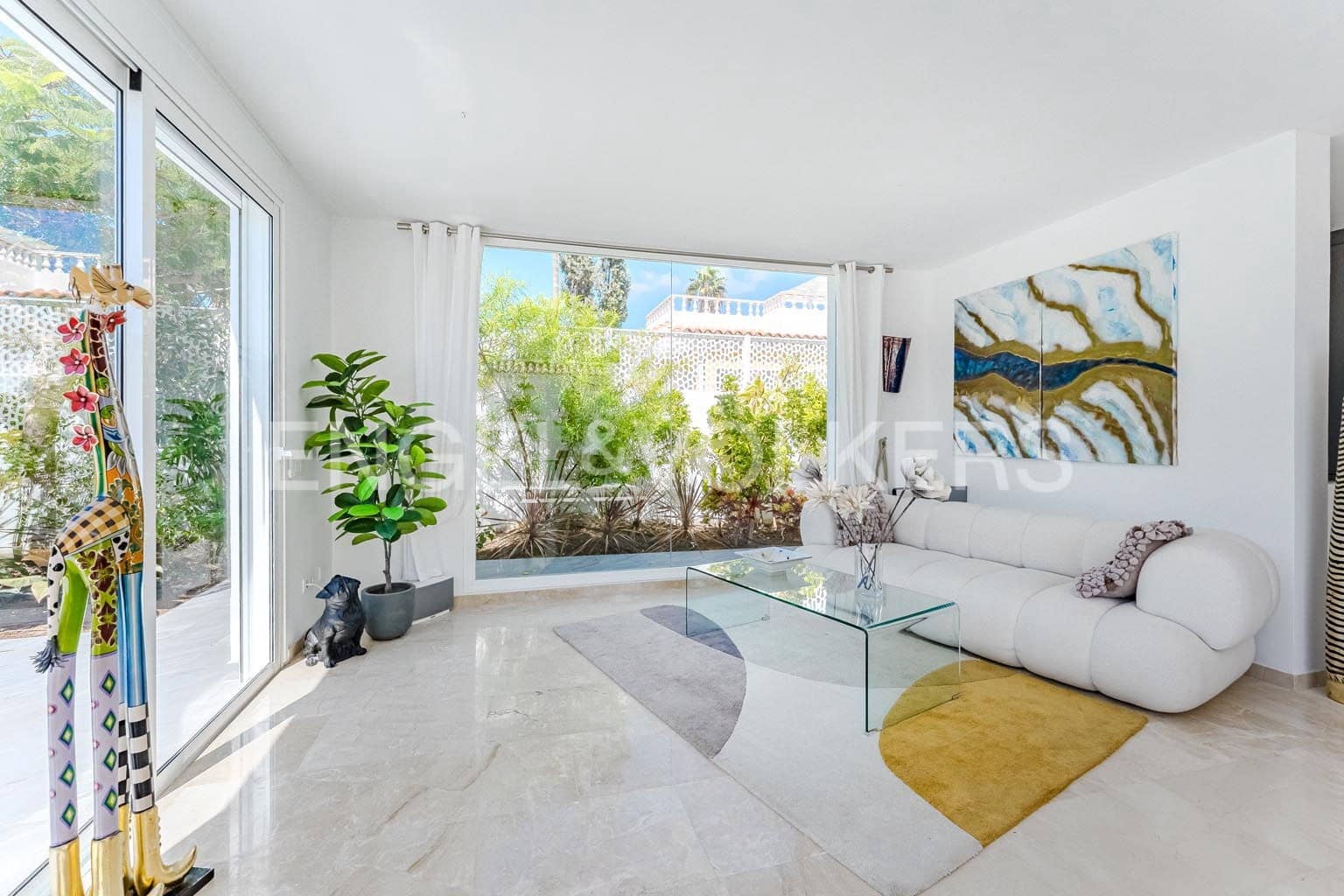 4 soveværelse Villa til salg i La Caleta - € 1.880.000 (Ref: 9301541)