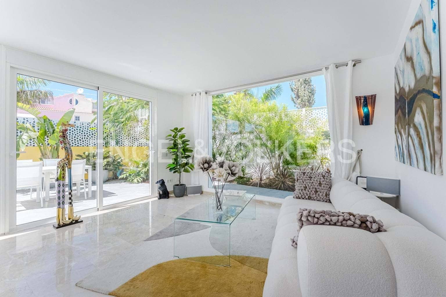 4 soveværelse Villa til salg i La Caleta - € 1.880.000 (Ref: 9301541)