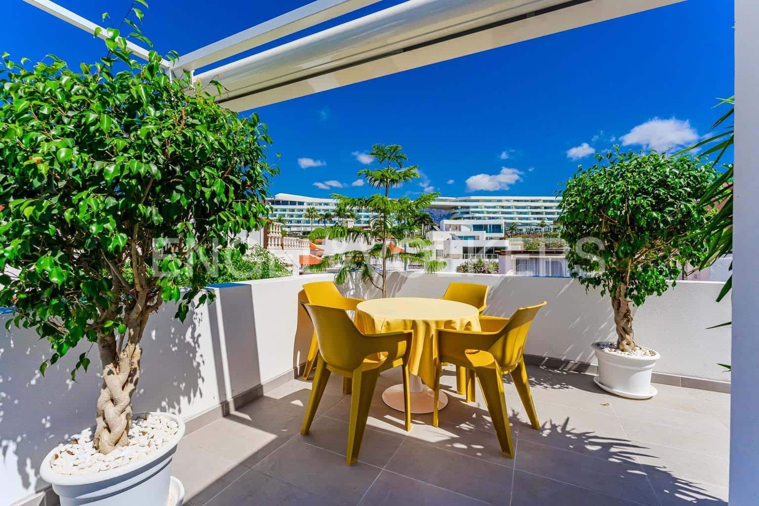 4 soveværelse Villa til salg i La Caleta - € 1.880.000 (Ref: 9301541)