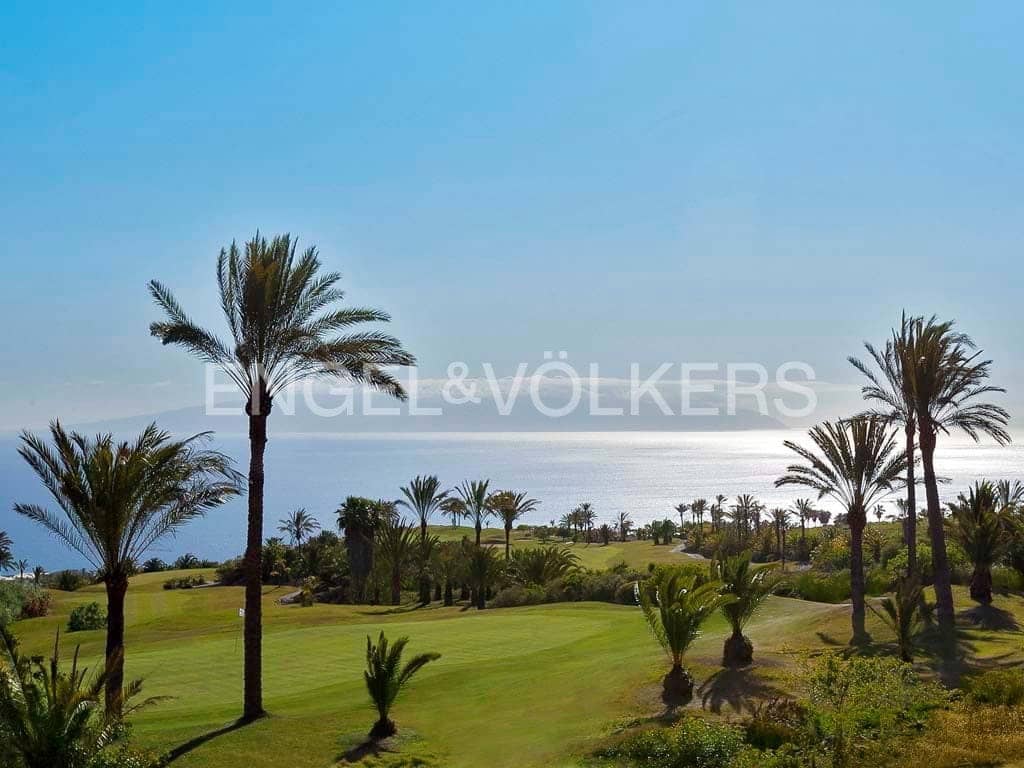 Undeveloped Land for sale in Guia de Isora - € 1,395,000 (Ref: 9301788)