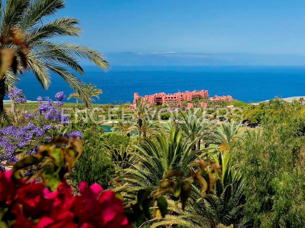 Undeveloped Land for sale in Guia de Isora - € 1,395,000 (Ref: 9301788)