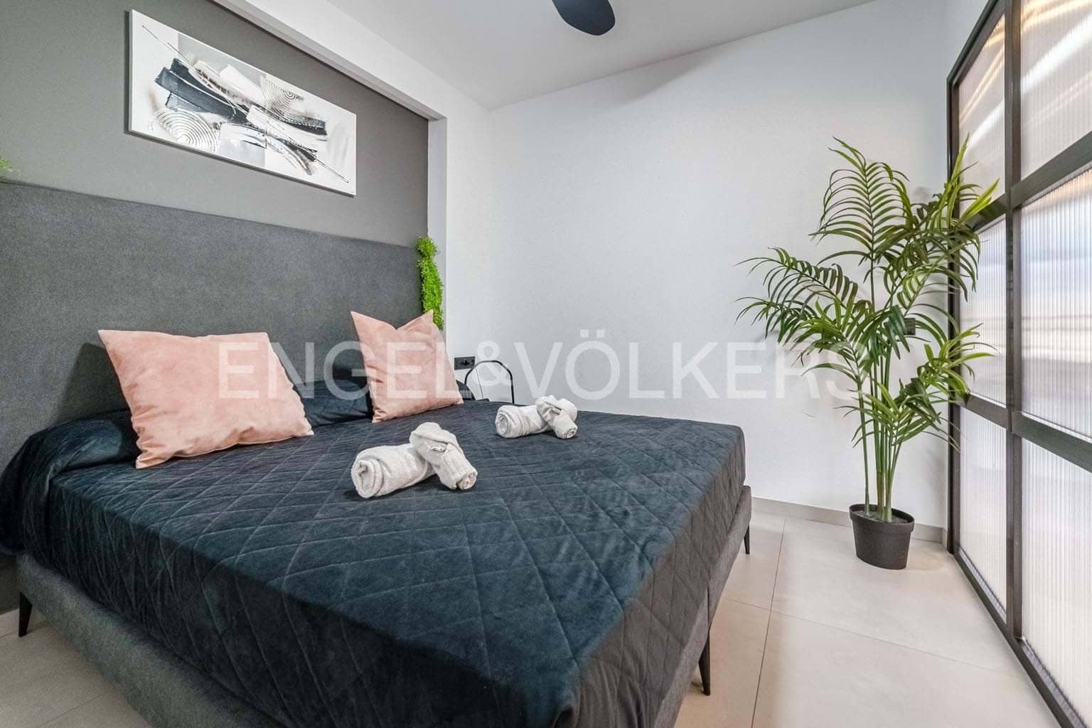 2 soveværelse Lejlighed til salg i Playa Paraiso med swimmingpool - € 350.000 (Ref: 9311560)