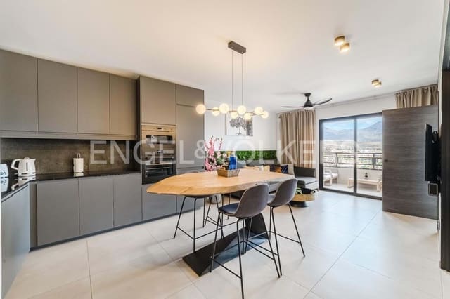 2 sovrum Lägenhet till salu i Playa Paraiso, Adeje med pool - 350 000 € (Ref: 9311560)