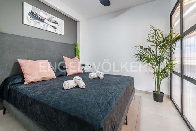 2 sovrum Lägenhet till salu i Playa Paraiso, Adeje med pool - 350 000 € (Ref: 9311560)