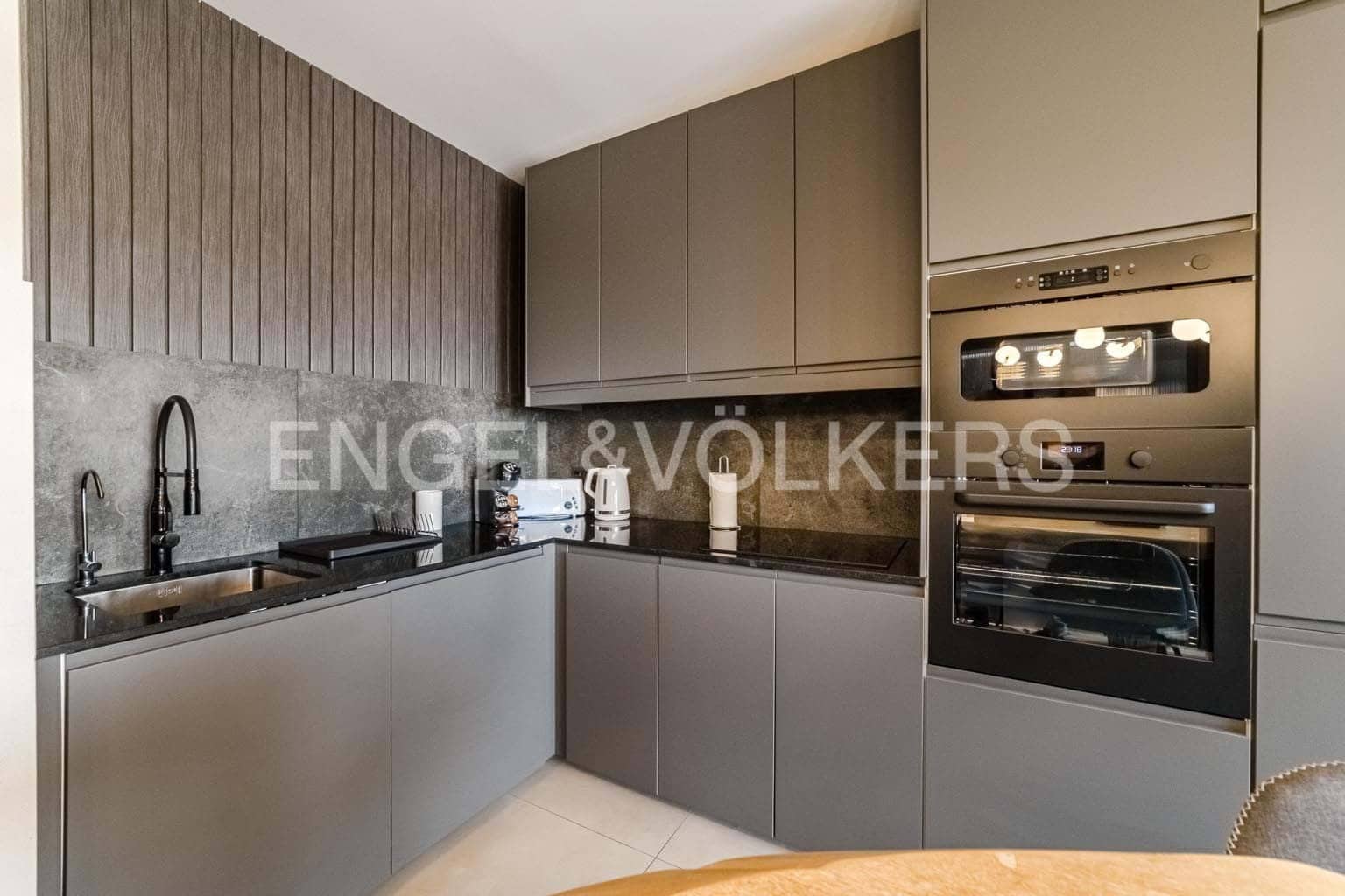 2 soveværelse Lejlighed til salg i Playa Paraiso med swimmingpool - € 350.000 (Ref: 9311560)