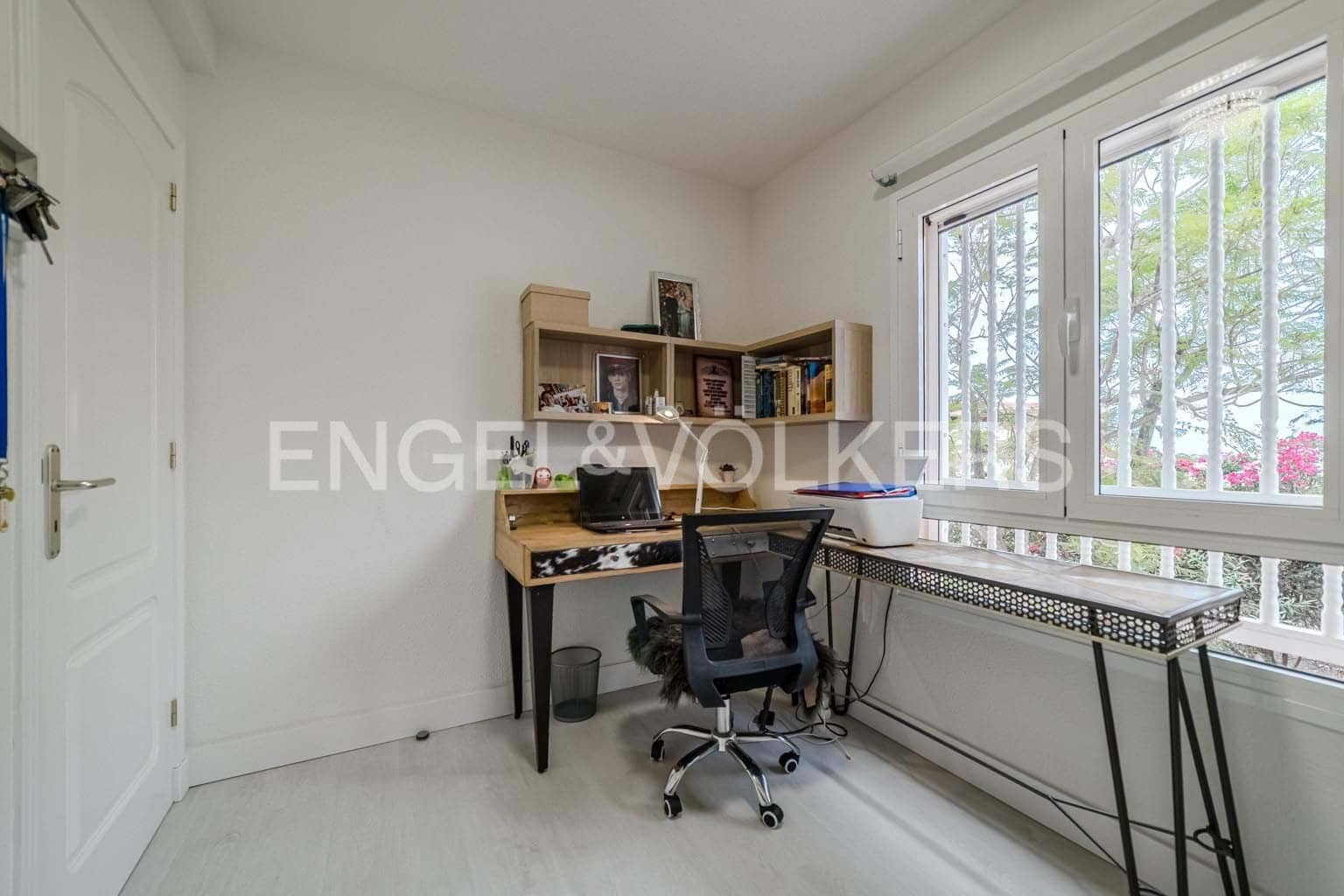 3 soveværelse Lejlighed til salg i El Madronal med swimmingpool - € 499.000 (Ref: 9325640)