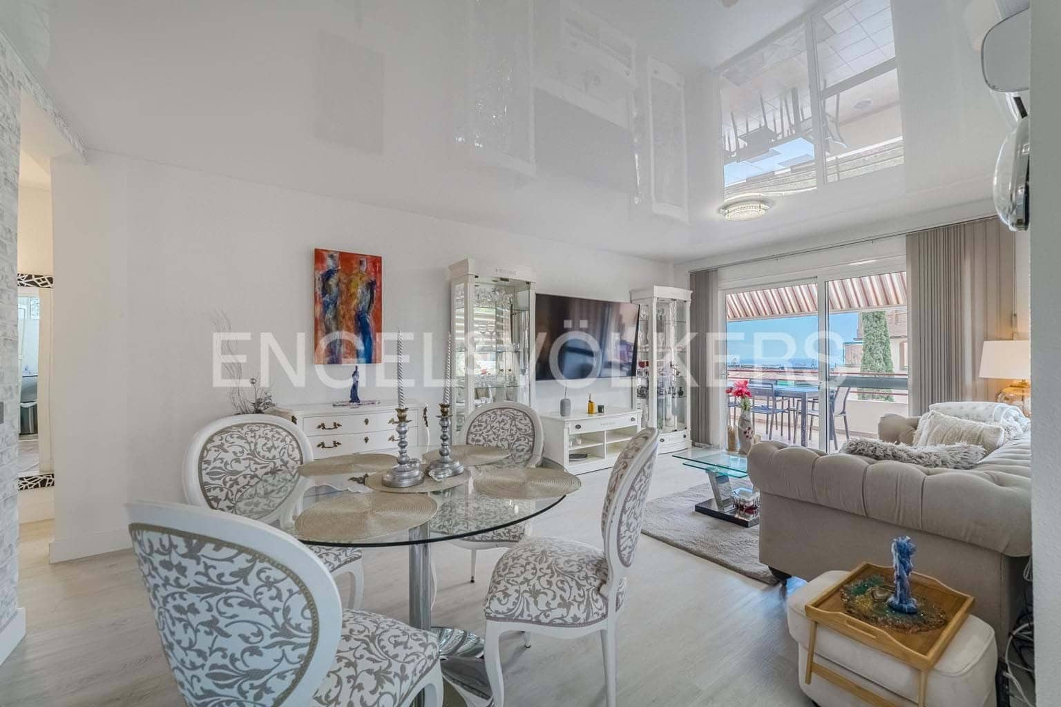 3 soveværelse Lejlighed til salg i El Madronal med swimmingpool - € 499.000 (Ref: 9325640)