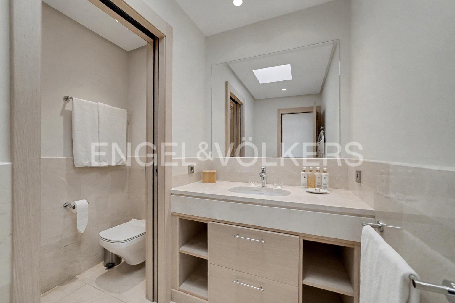 3 sovrum Lägenhet till salu i Guia de Isora med pool - 1 770 000 € (Ref: 9336933)