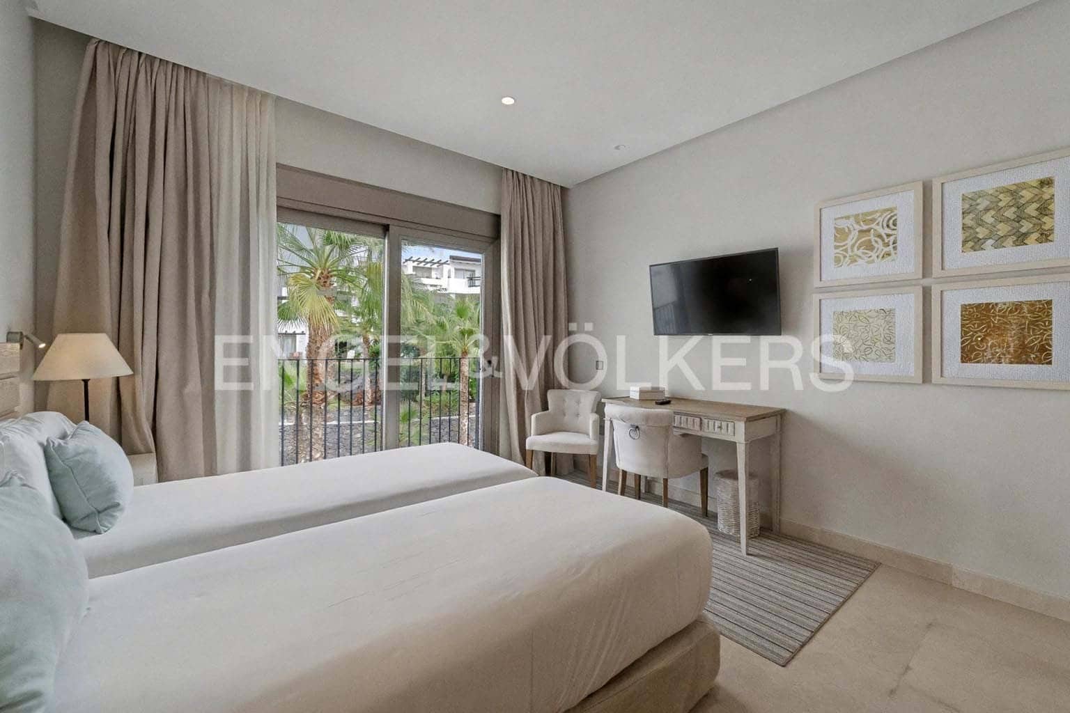 3 sovrum Lägenhet till salu i Guia de Isora med pool - 1 770 000 € (Ref: 9336933)