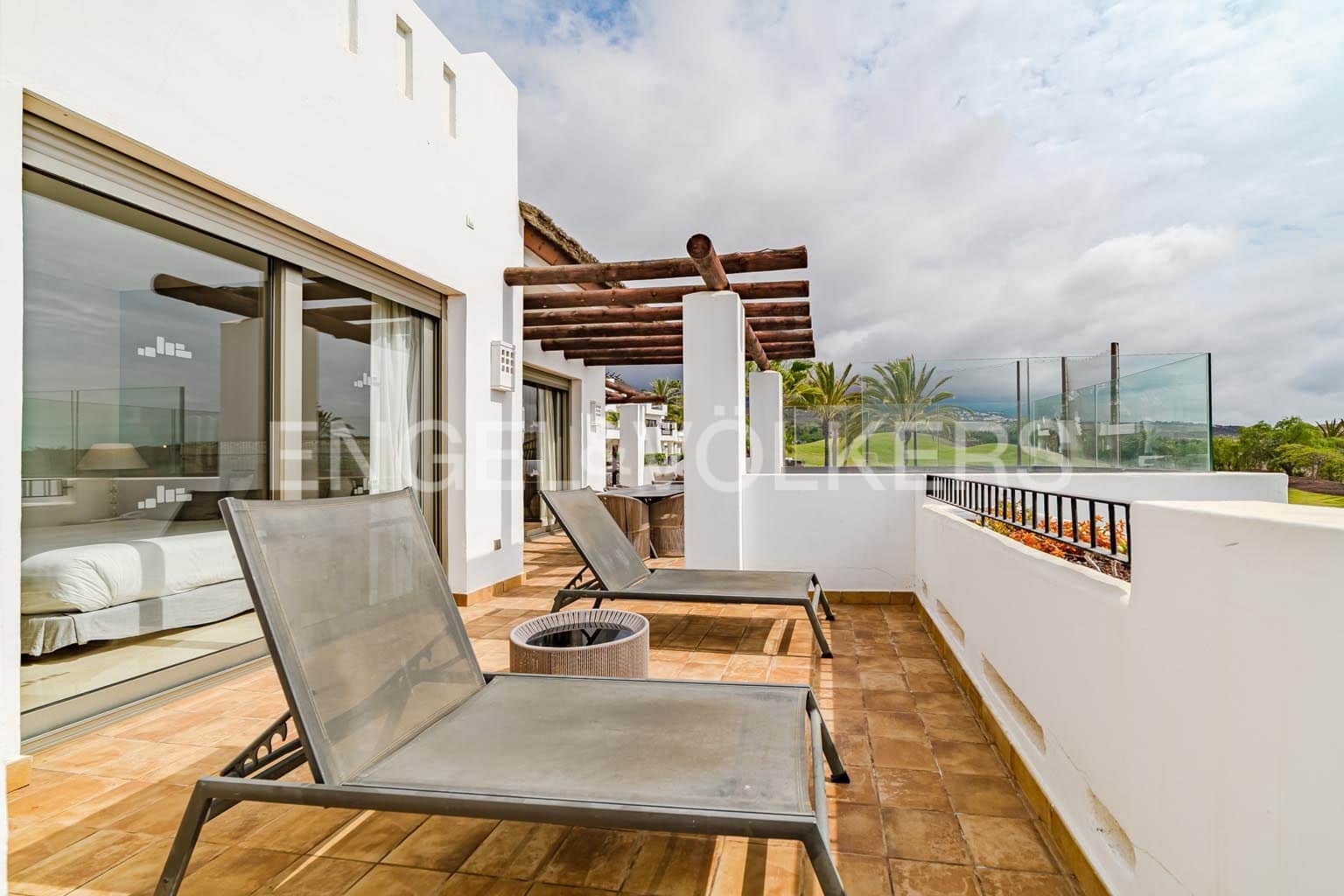 3 sovrum Lägenhet till salu i Guia de Isora med pool - 1 770 000 € (Ref: 9336933)