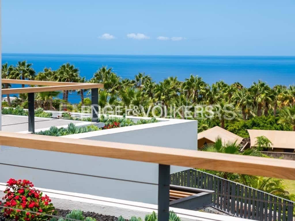 3 bedroom Apartment for sale in Alcala with pool - € 1,686,000 (Ref: 9339199)