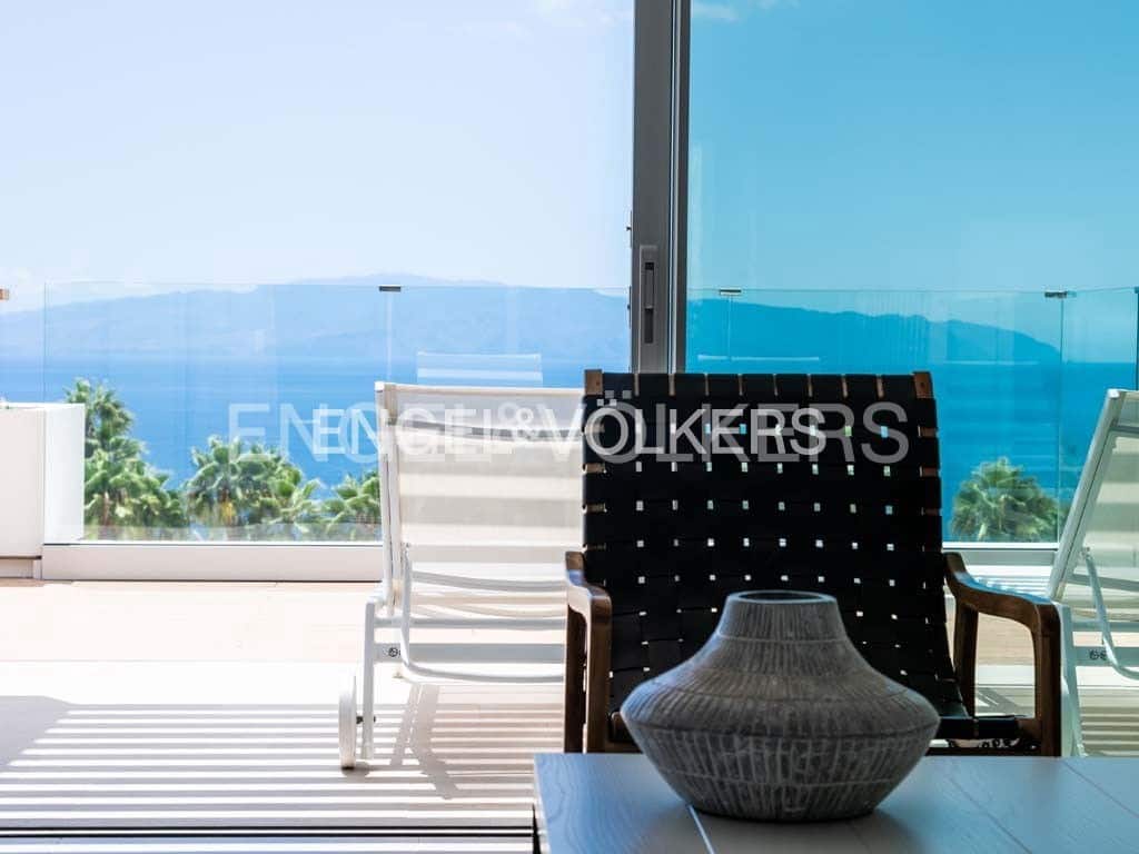 3 bedroom Apartment for sale in Alcala with pool - € 1,686,000 (Ref: 9339199)