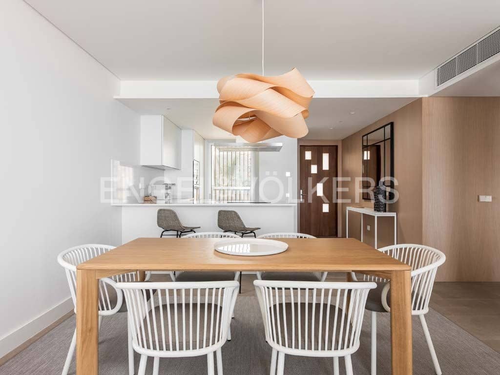 3 bedroom Apartment for sale in Alcala with pool - € 1,686,000 (Ref: 9339199)