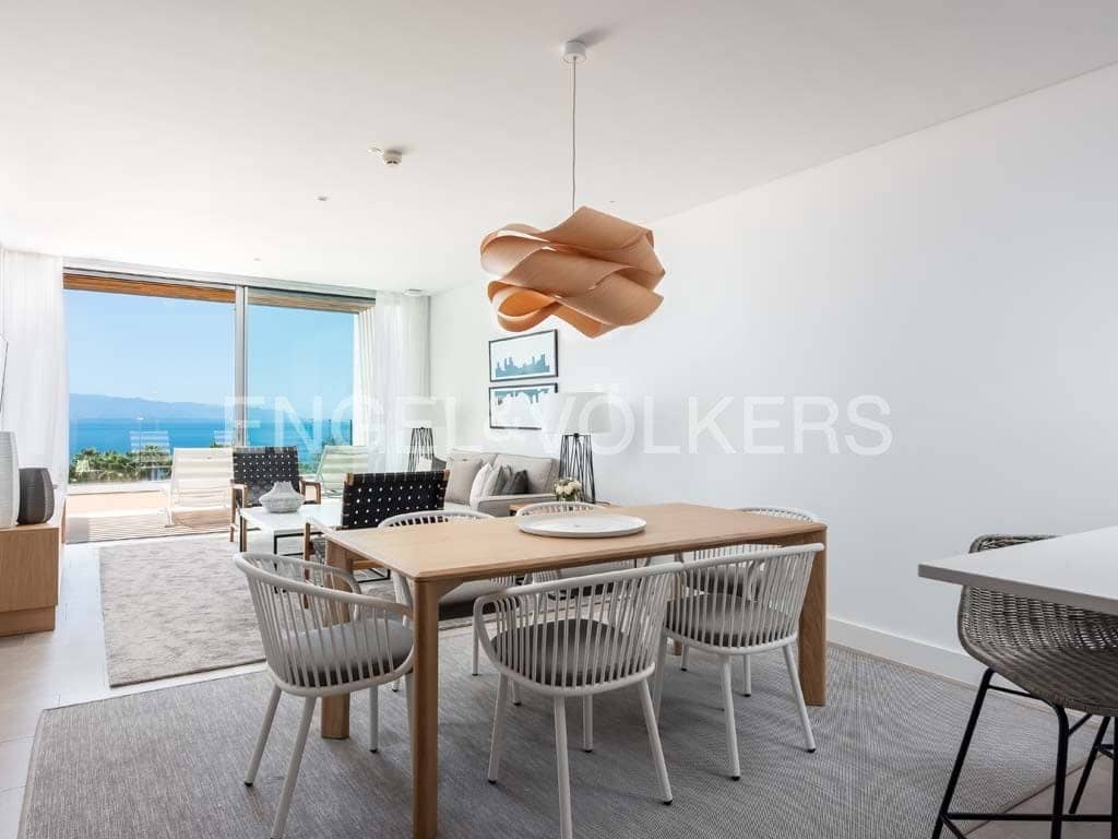 3 bedroom Apartment for sale in Alcala with pool - € 1,686,000 (Ref: 9339199)