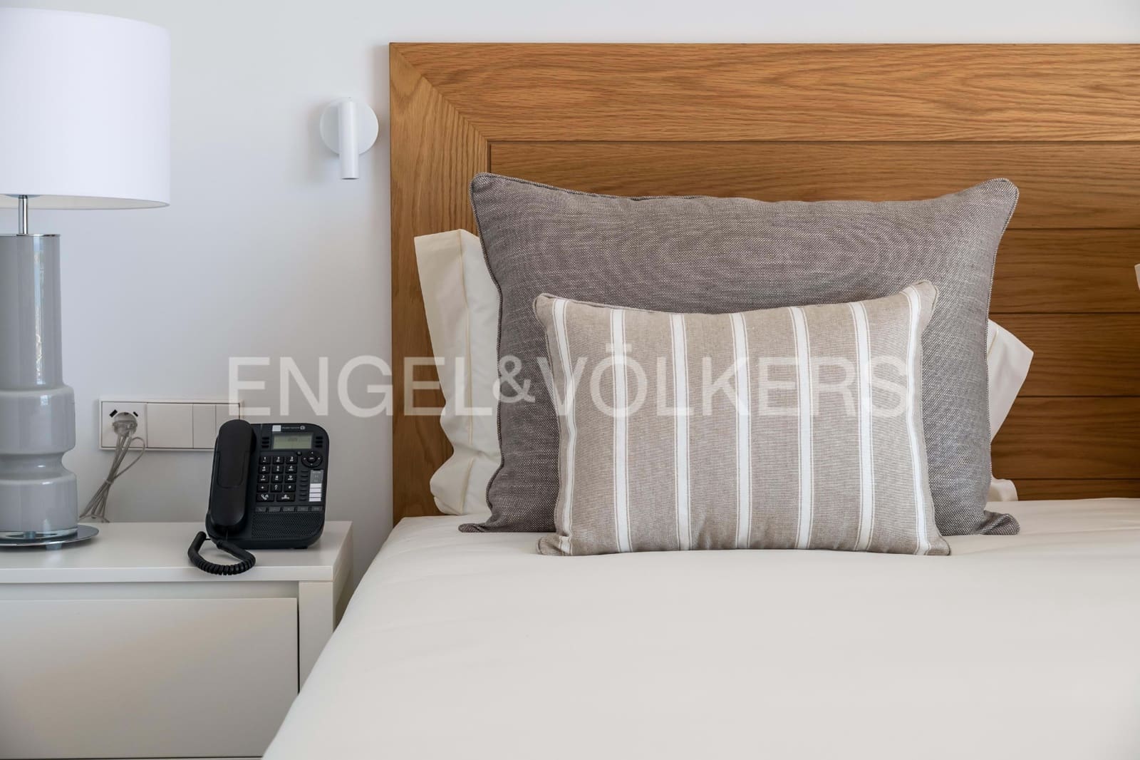 3 bedroom Apartment for sale in Alcala with pool - € 1,686,000 (Ref: 9339199)