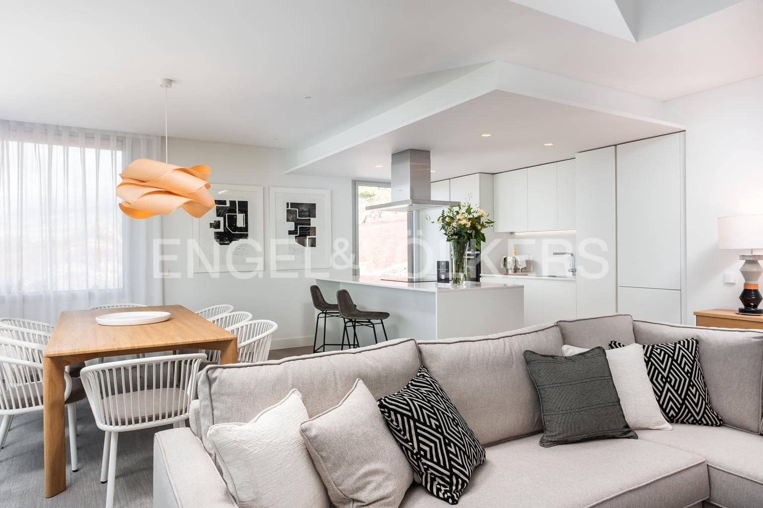 3 bedroom Apartment for sale in Alcala with pool - € 1,895,000 (Ref: 9339199)