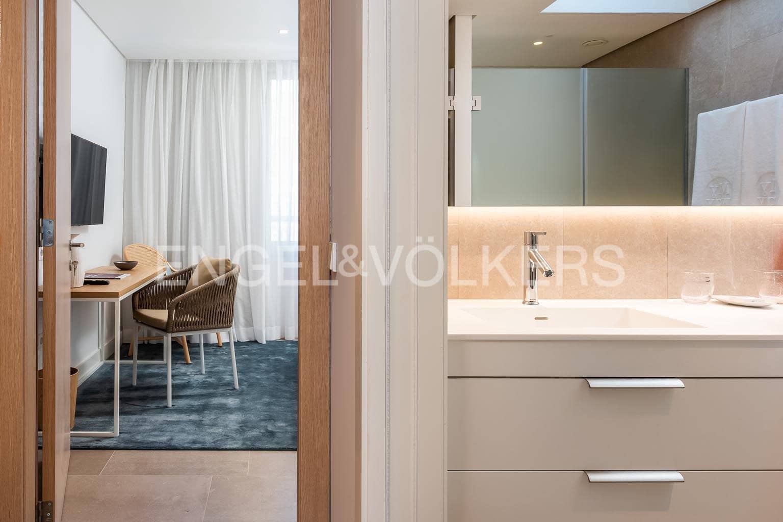 3 bedroom Apartment for sale in Alcala with pool - € 1,895,000 (Ref: 9339199)