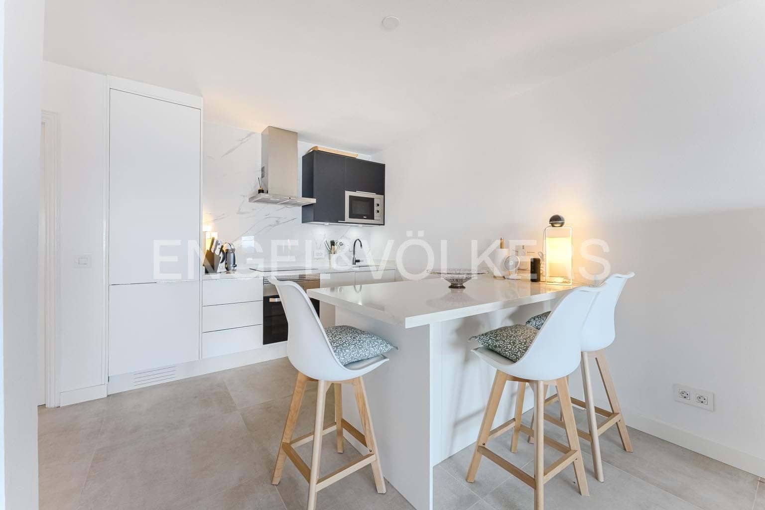 2 sovrum Lägenhet till salu i Guia de Isora med pool - 630 000 € (Ref: 9360481)