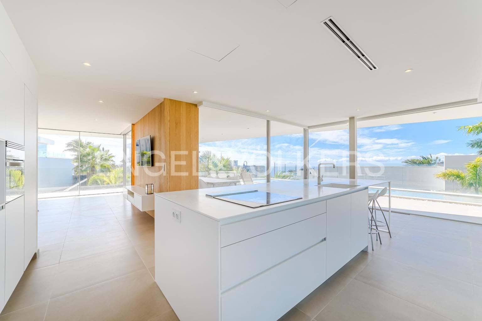 5 camera da letto Villa in vendita in Playa San Juan con piscina garage - 3.500.000 € (Rif: 9362827)